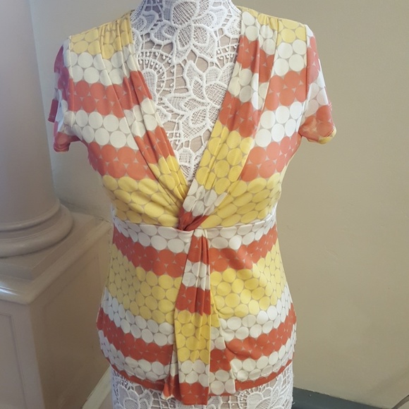 Liz Claiborne Tops - LIZ CLAIBORNE Short Sleeve Spring Top